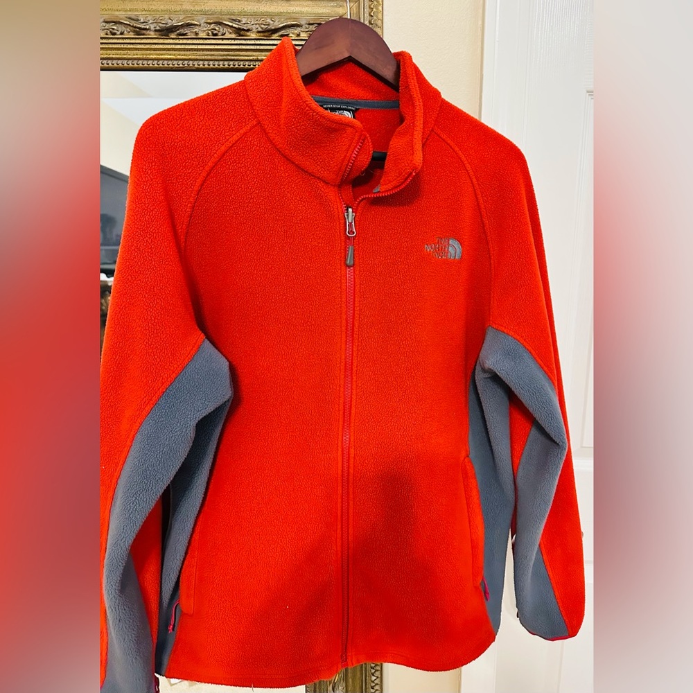North face zip up fleece jacket